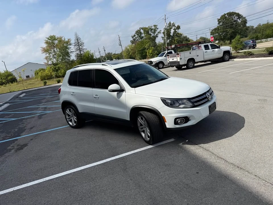 2016 Volkswagen Tiguan - Image 10 of 20