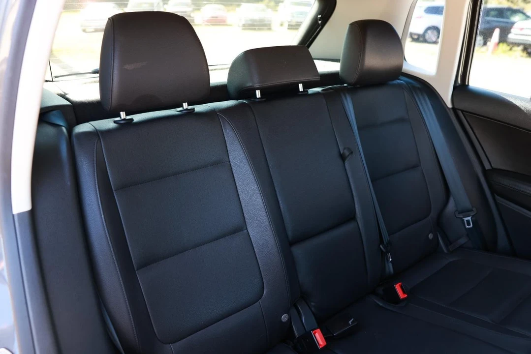 2016 Volkswagen Tiguan - Image 14 of 21