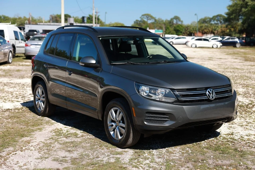 2016 Volkswagen Tiguan - Image 15 of 21