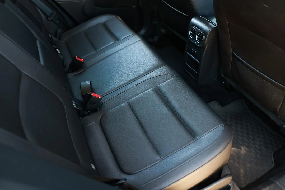 2016 Volkswagen Tiguan - Image 12 of 21