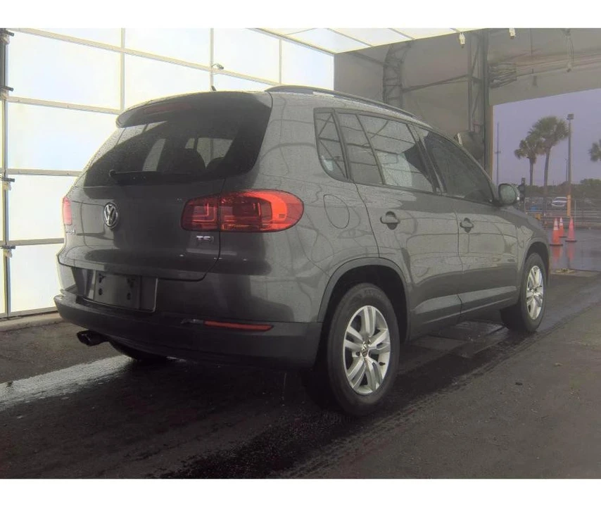 2016 Volkswagen Tiguan - Image 5 of 15