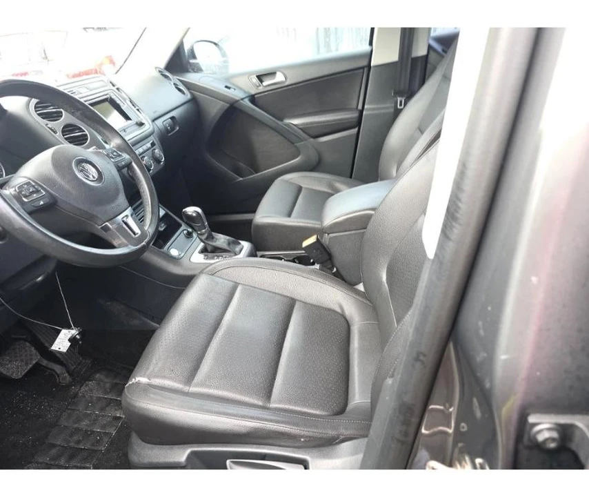 2016 Volkswagen Tiguan - Image 9 of 15