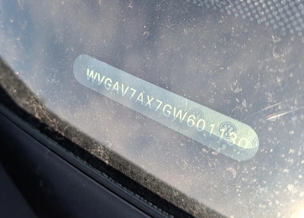 2016 Volkswagen Tiguan - Image 15 of 20
