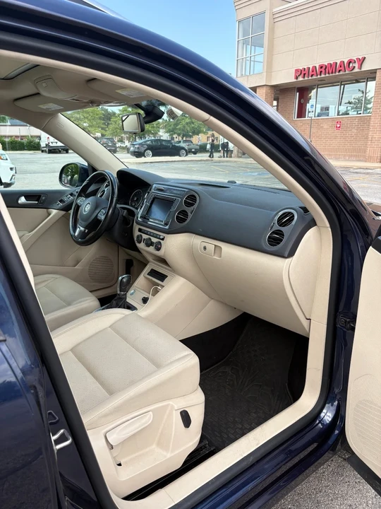 2016 Volkswagen Tiguan - Image 11 of 13
