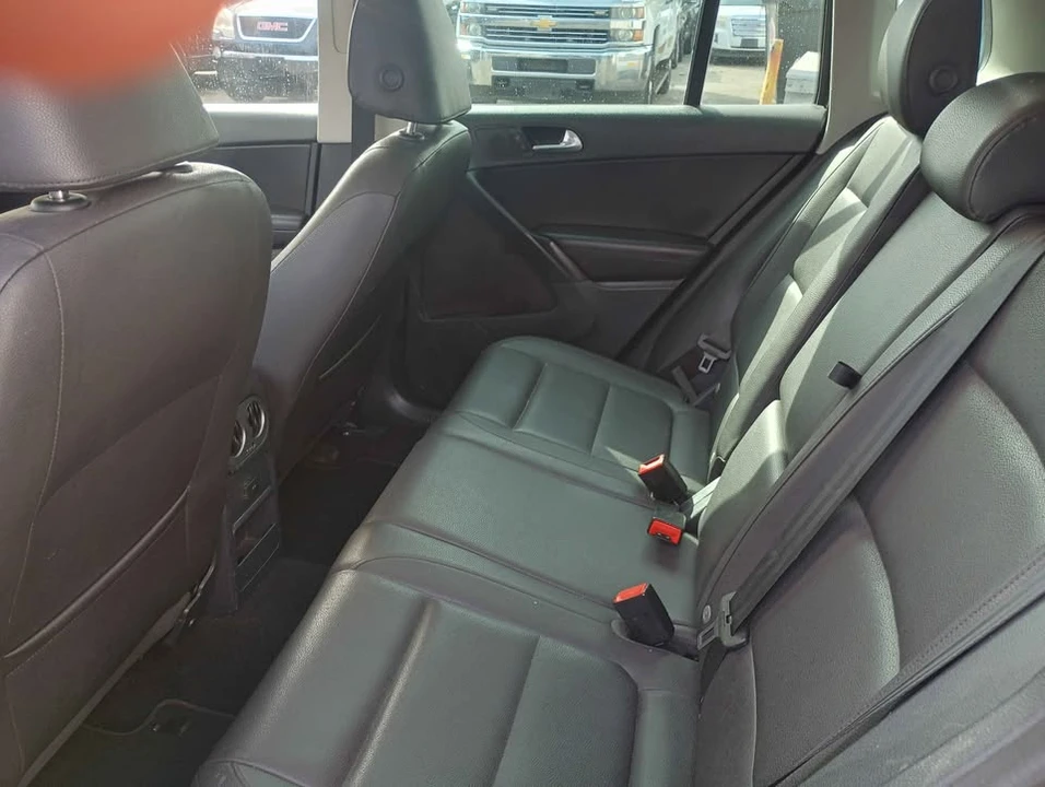 2016 Volkswagen Tiguan - Image 6 of 6