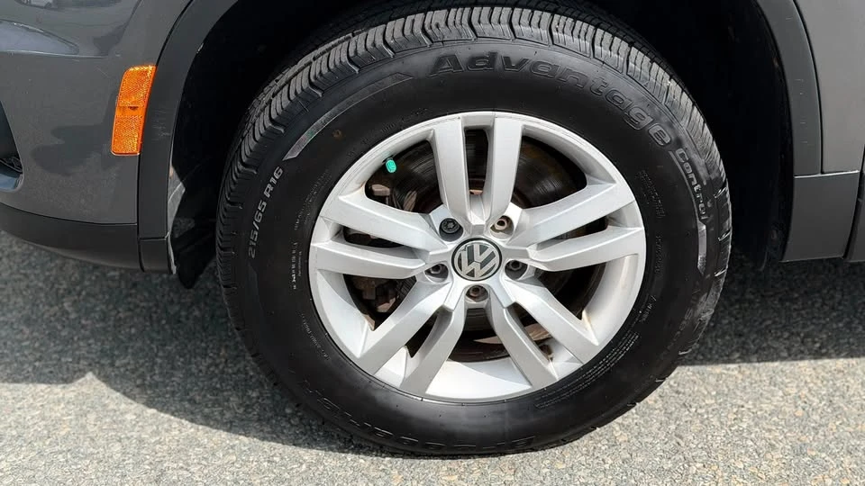 2016 Volkswagen Tiguan - Image 8 of 20