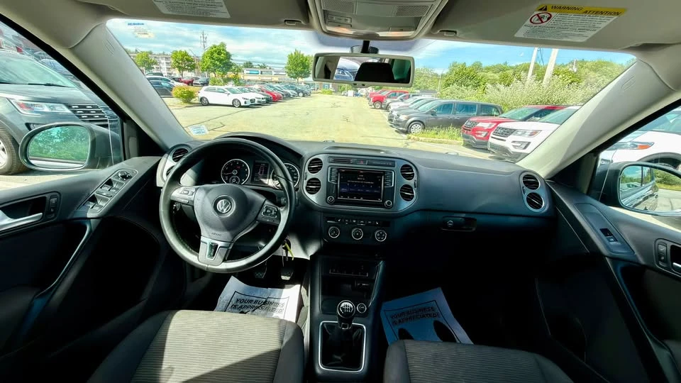 2016 Volkswagen Tiguan - Image 11 of 20