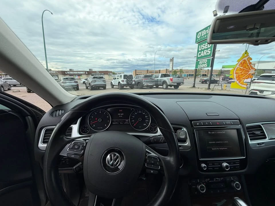 2016 Volkswagen Touareg - Image 4 of 12
