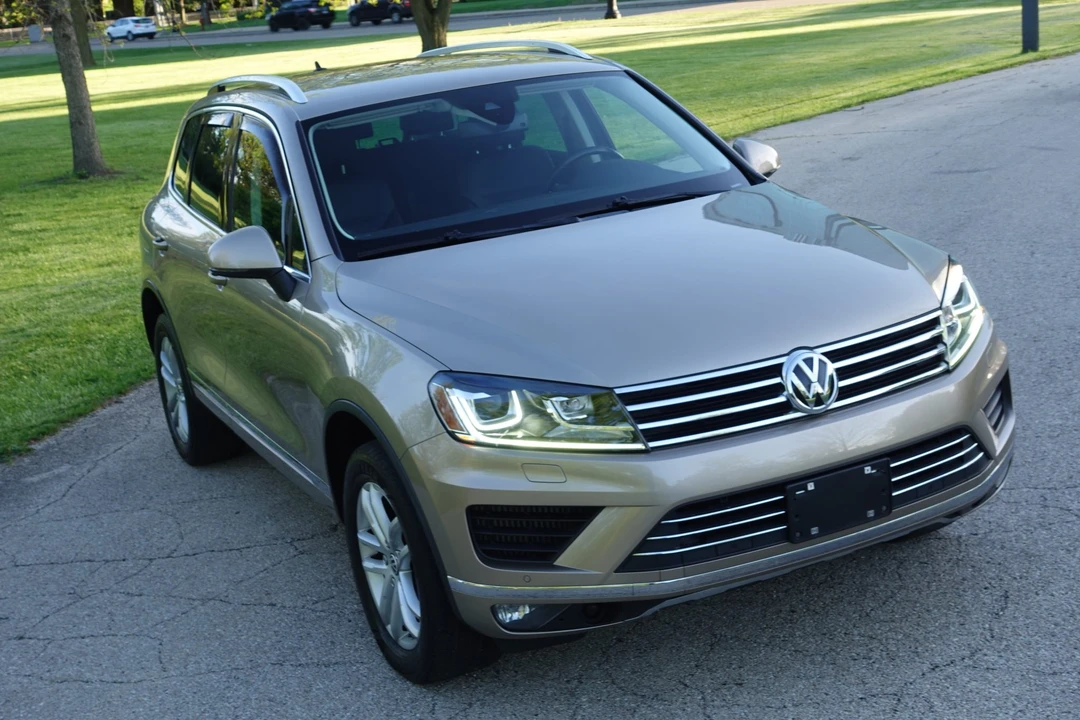 2016 Volkswagen Touareg - Image 18 of 31