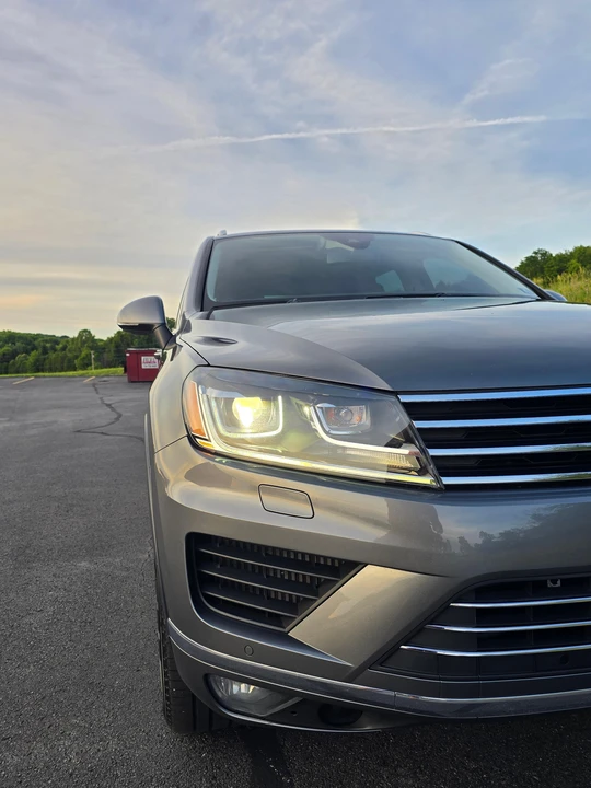 2016 Volkswagen Touareg - Image 9 of 31
