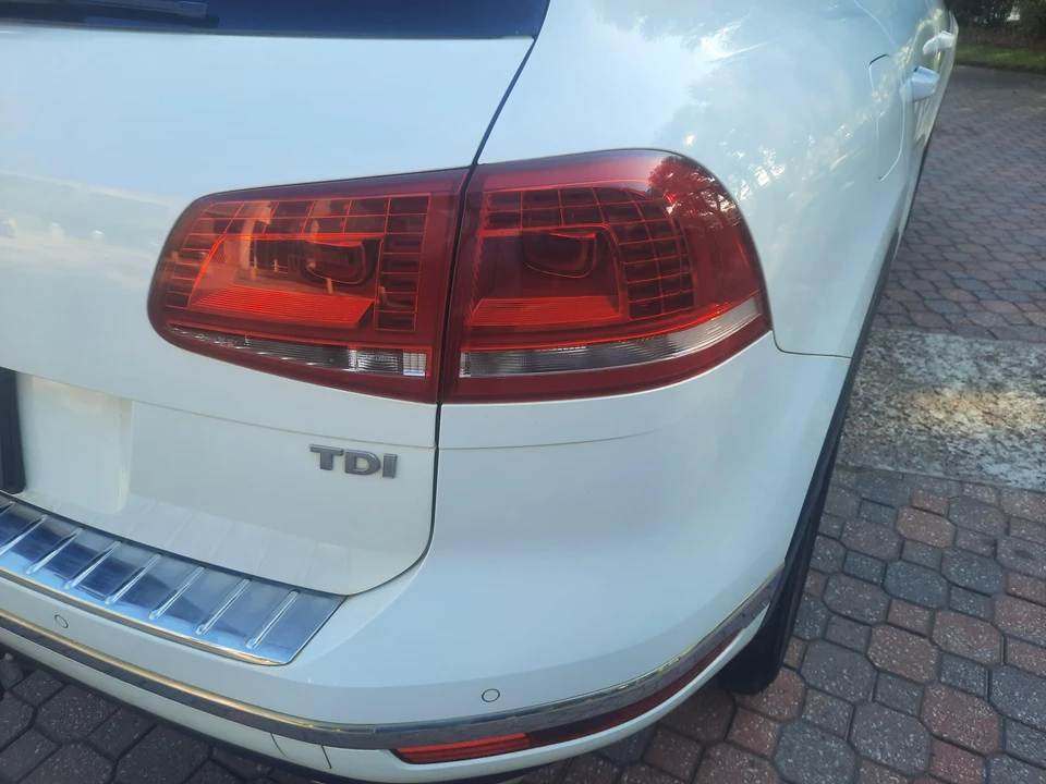 2016 Volkswagen Touareg - Image 27 of 31