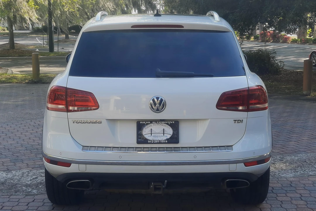 2016 Volkswagen Touareg - Image 5 of 31