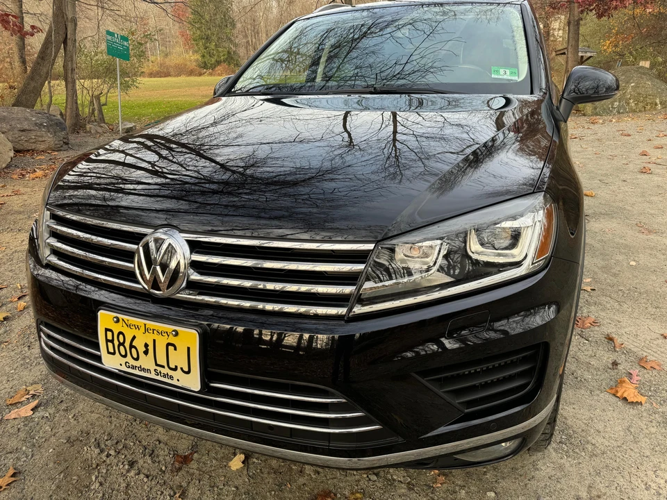 2016 Volkswagen Touareg - Image 14 of 31