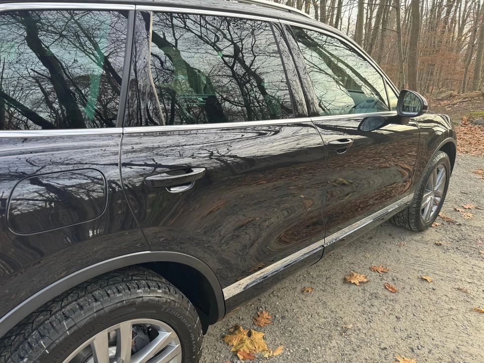 2016 Volkswagen Touareg - Image 29 of 31