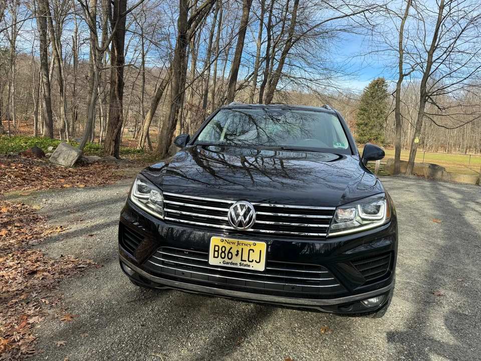 2016 Volkswagen Touareg - Image 6 of 31