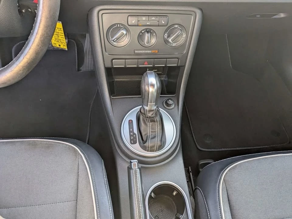 2016 Volkswagen A5 Beetle - Image 15 of 20
