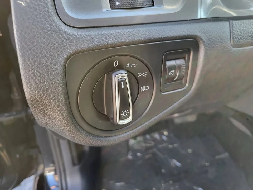2016 Volkswagen Golf Mk7 - Image 12 of 19