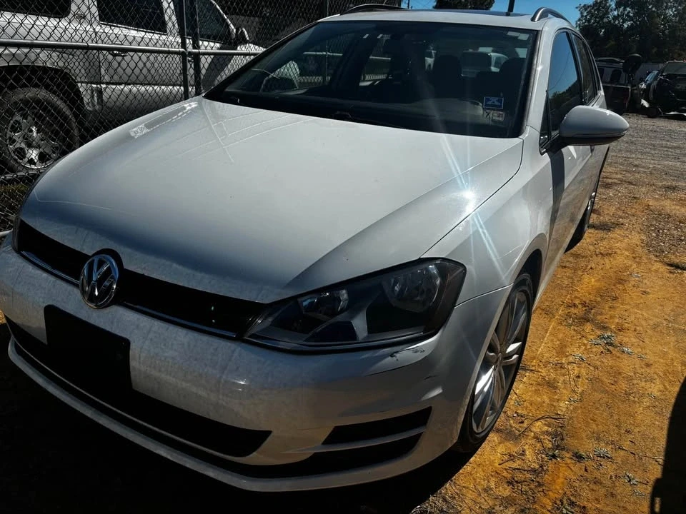 2016 Volkswagen Golf Mk7 - Image 4 of 10