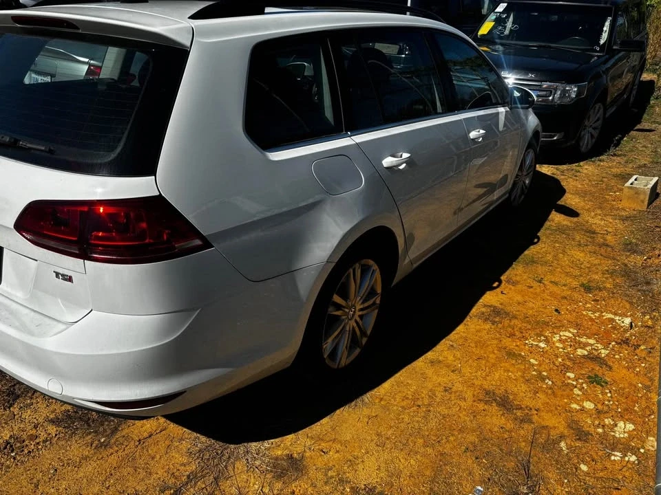 2016 Volkswagen Golf Mk7 - Image 2 of 10