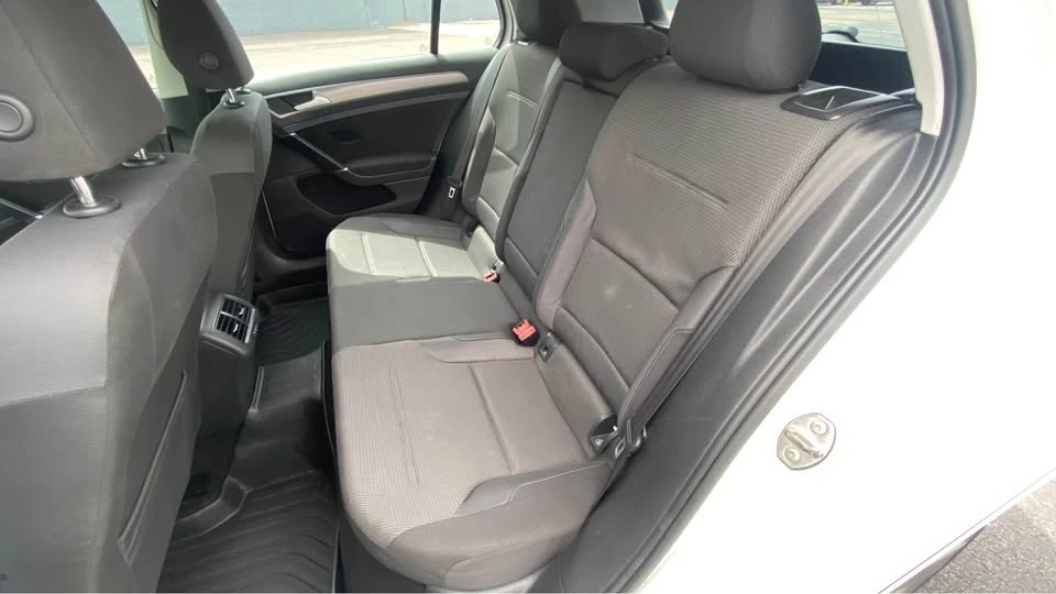 2016 Volkswagen Golf Mk7 - Image 9 of 12