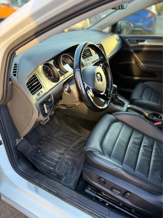 2016 Volkswagen Golf Mk7 - Image 8 of 12