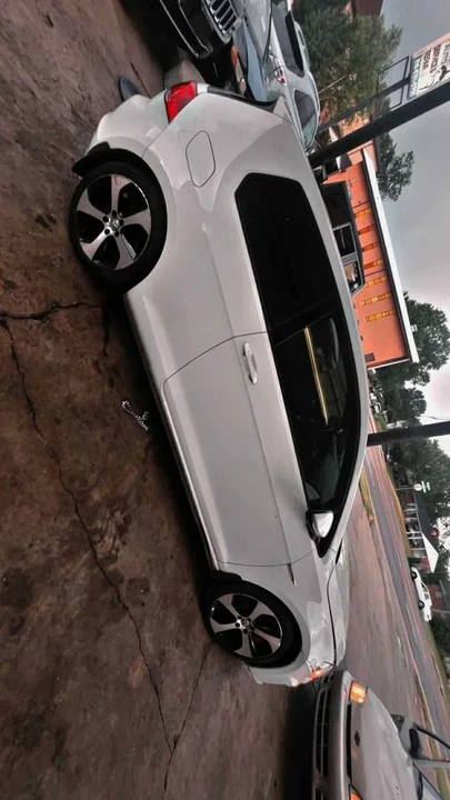 2016 Volkswagen GTI Mk7 - Image 4 of 6