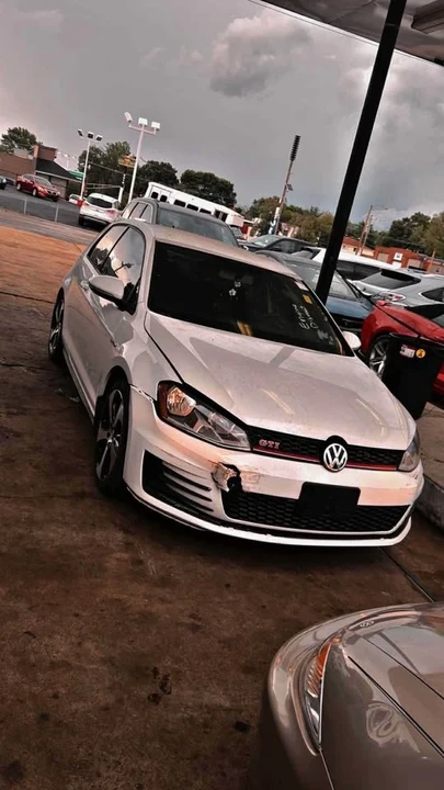 2016 Volkswagen GTI Mk7 - Image 3 of 6