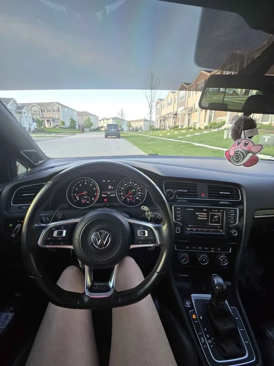 2016 Volkswagen GTI Mk7 - Image 7 of 16