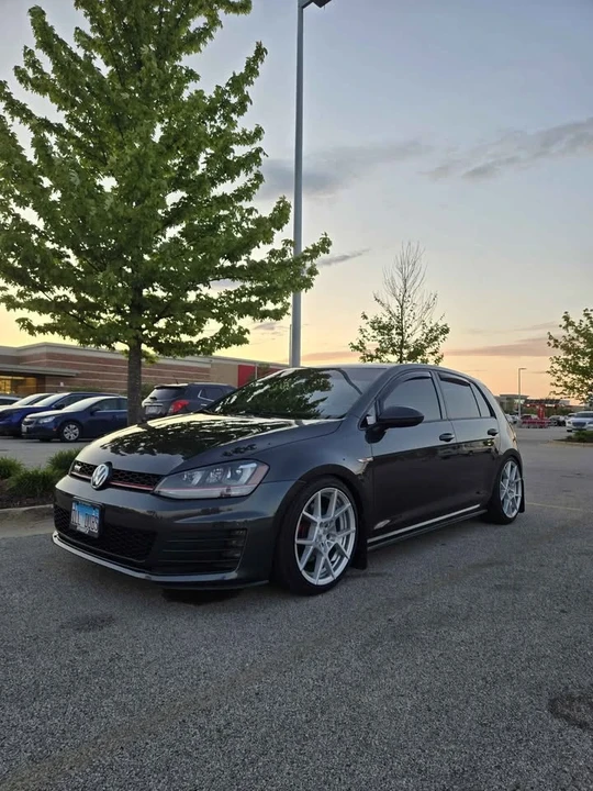 2016 Volkswagen GTI Mk7 - Image 6 of 16