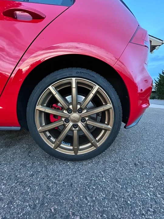 2016 Volkswagen GTI Mk7 - Image 8 of 19