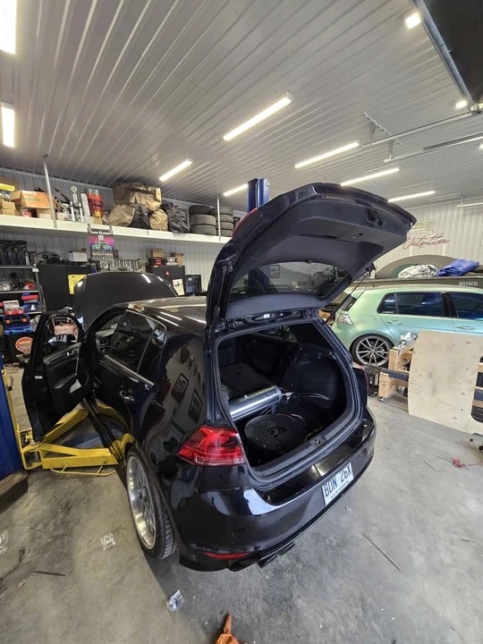 2016 Volkswagen Golf R Mk7 - Image 10 of 12