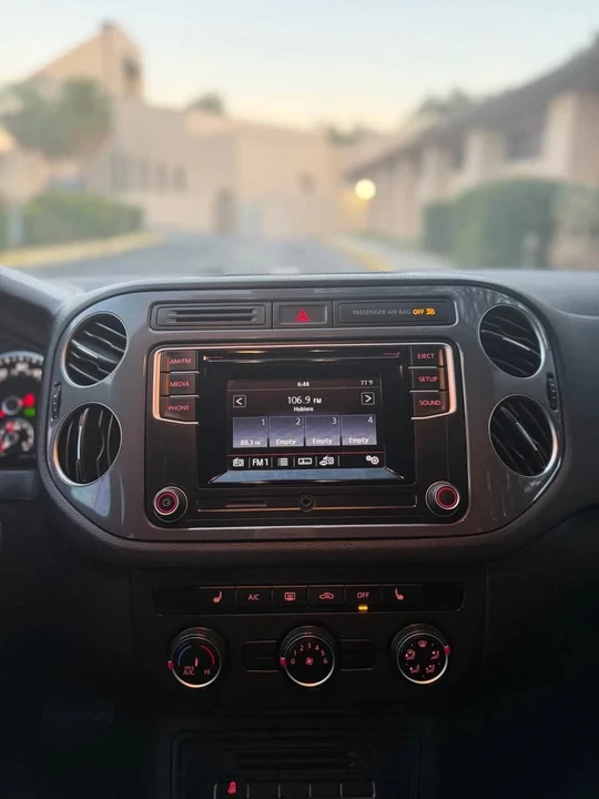 2016 Volkswagen Tiguan - Image 18 of 20