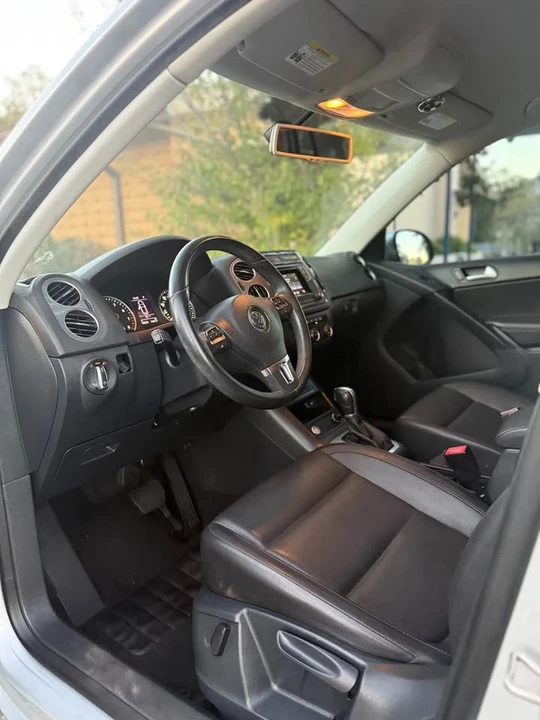 2016 Volkswagen Tiguan - Image 12 of 20