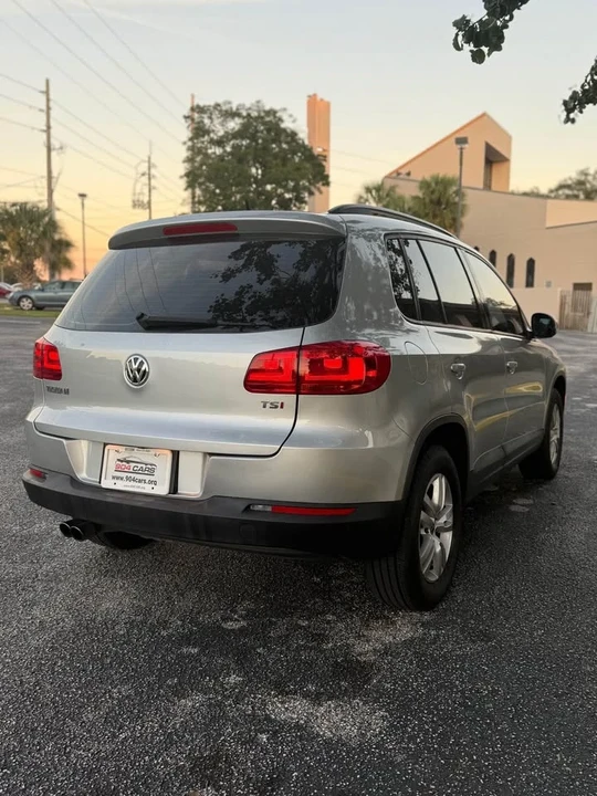 2016 Volkswagen Tiguan - Image 8 of 20