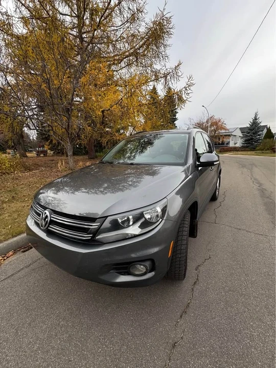 2016 Volkswagen Tiguan - Image 2 of 11