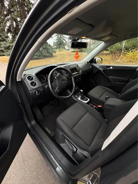 2016 Volkswagen Tiguan - Image 10 of 11