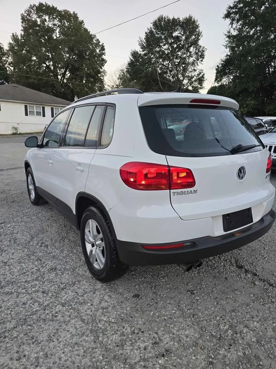 2016 Volkswagen Tiguan - Image 6 of 13