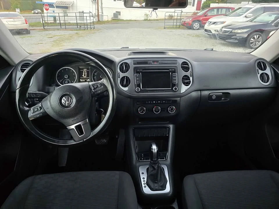 2016 Volkswagen Tiguan - Image 7 of 13