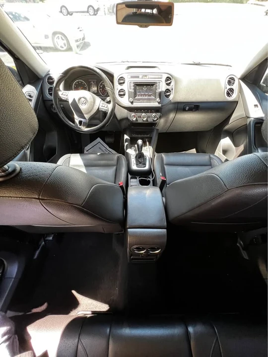 2016 Volkswagen Tiguan - Image 10 of 12