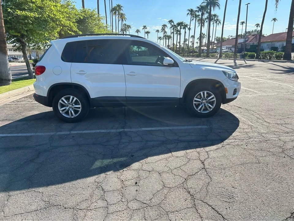 2016 Volkswagen Tiguan - Image 4 of 11