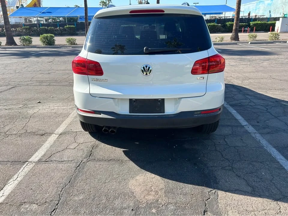2016 Volkswagen Tiguan - Image 5 of 11