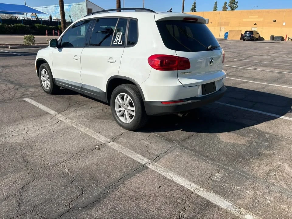 2016 Volkswagen Tiguan - Image 6 of 11