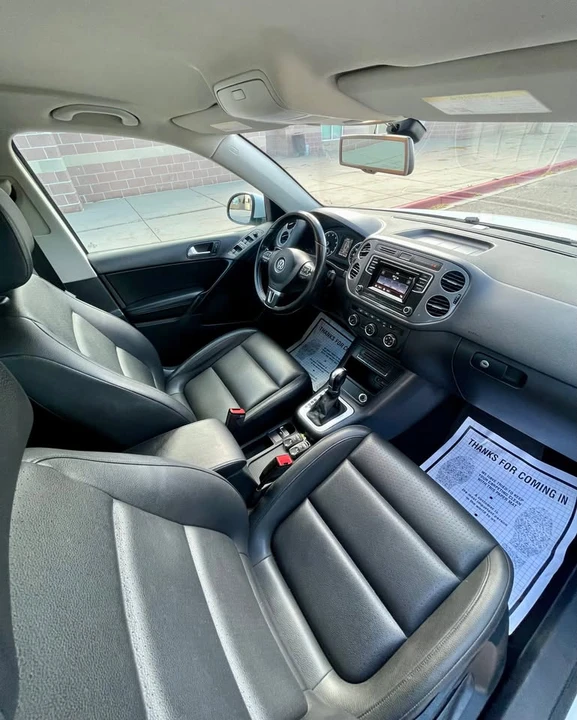 2016 Volkswagen Tiguan - Image 11 of 18