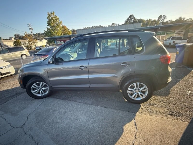 2016 Volkswagen Tiguan - Image 6 of 6