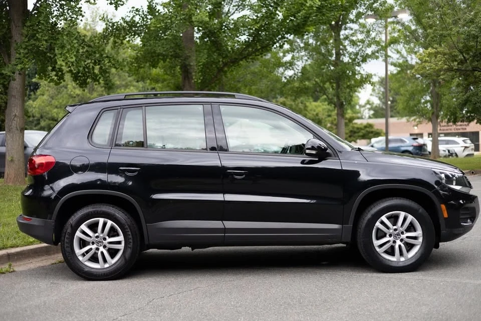 2016 Volkswagen Tiguan - Image 3 of 17