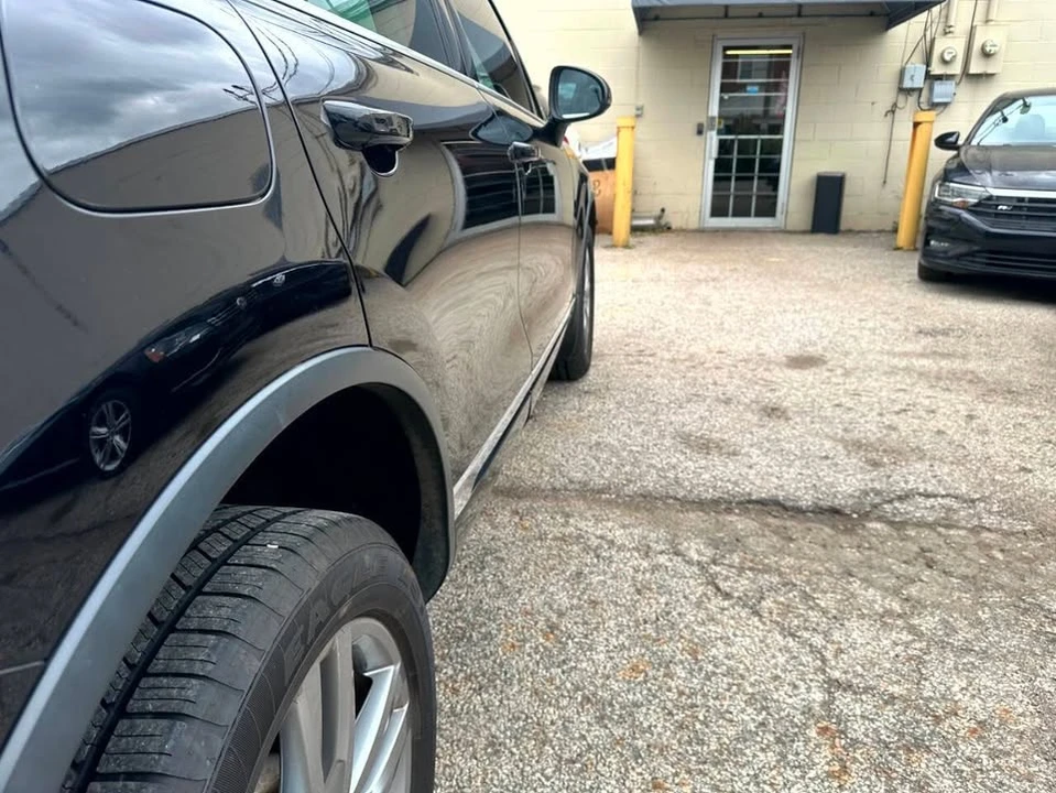 2016 Volkswagen Touareg - Image 11 of 20