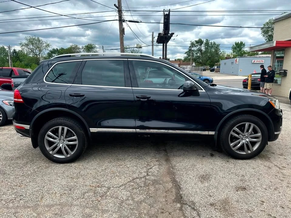 2016 Volkswagen Touareg - Image 4 of 20