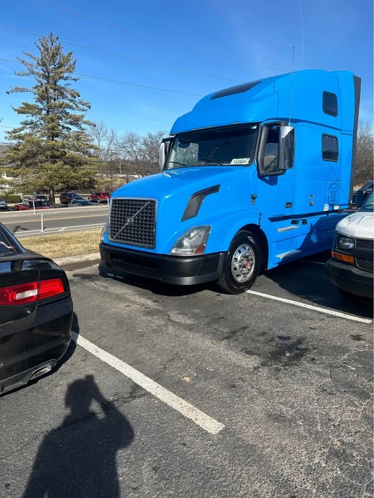 2016 Volvo 700 Series - Image 3 of 7