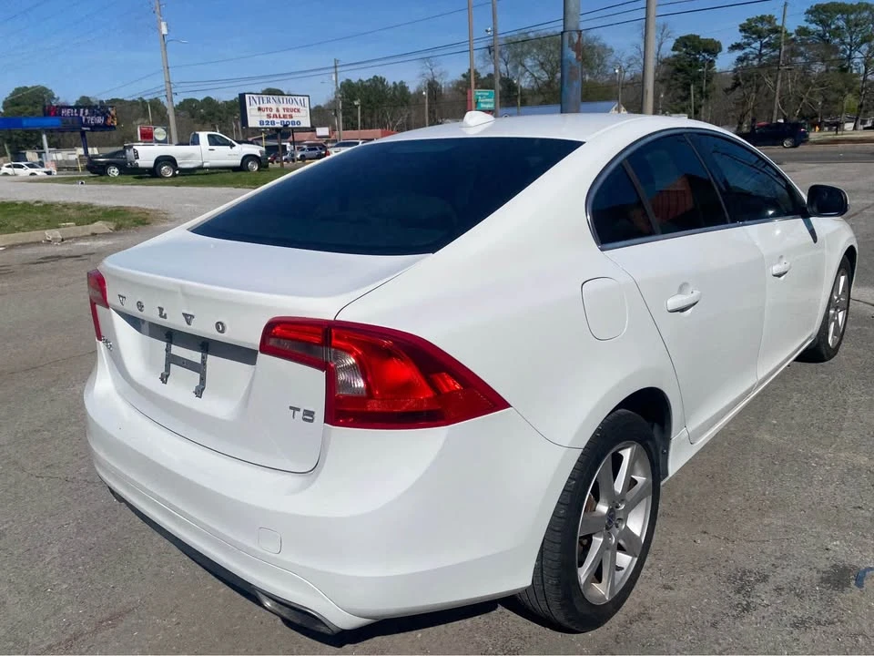 2016 Volvo S60 2nd Gen - Image 5 of 14