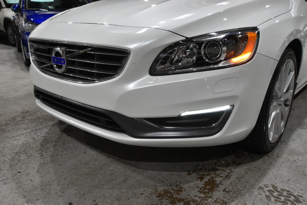 2016 Volvo S60 2nd Gen - Image 5 of 12